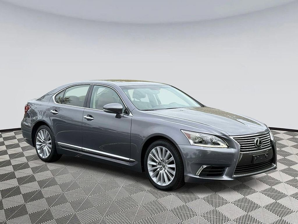2015 LEXUS LS