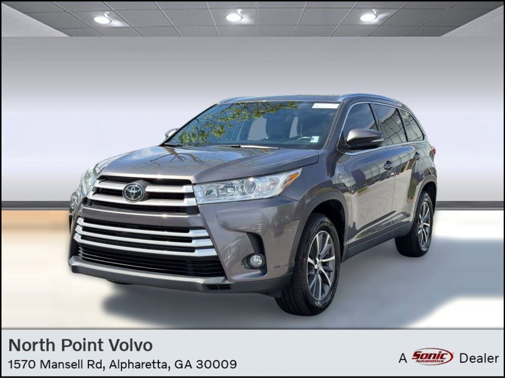 2019 TOYOTA Highlander
