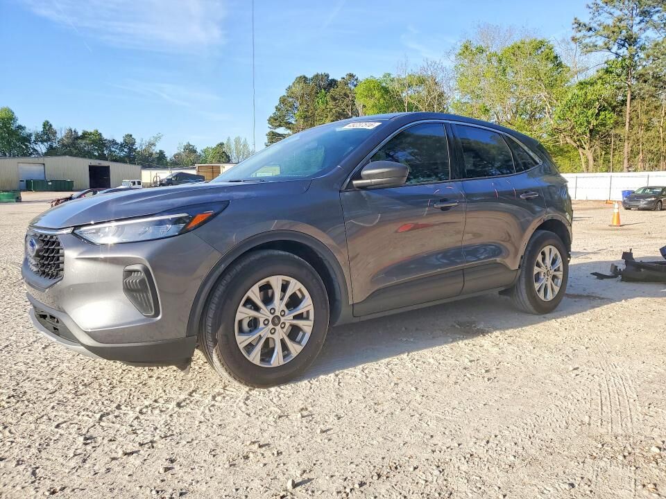 2024 FORD Escape