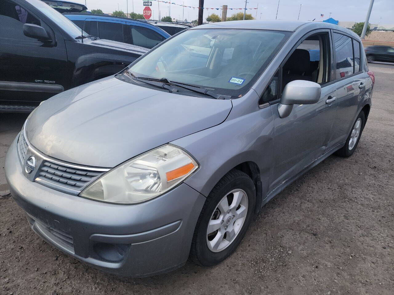 2008 NISSAN Versa