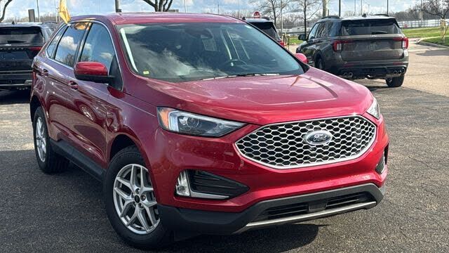 2023 FORD Edge