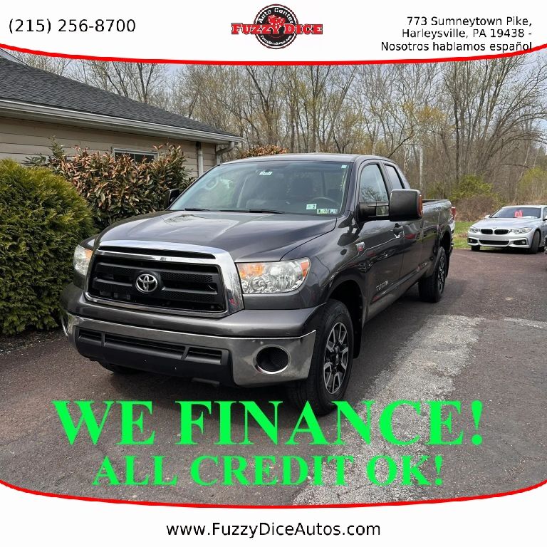 2013 TOYOTA Tundra