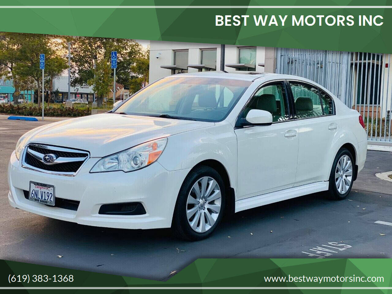 2011 SUBARU Legacy