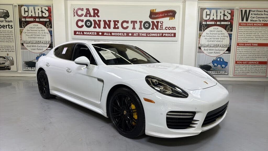 2015 PORSCHE Panamera