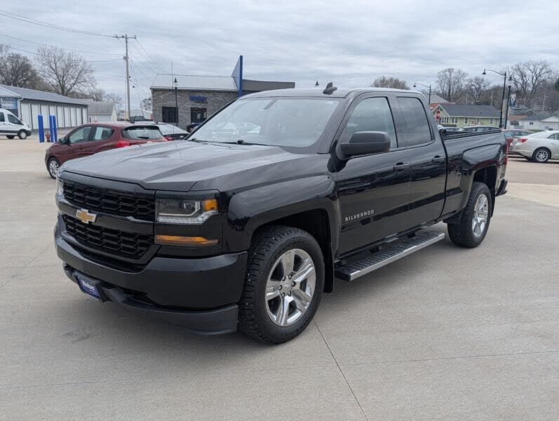 2018 CHEVROLET Silverado