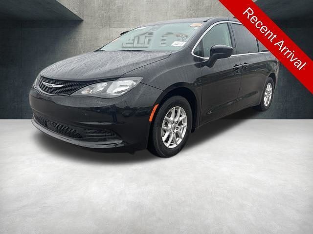 2023 CHRYSLER Voyager