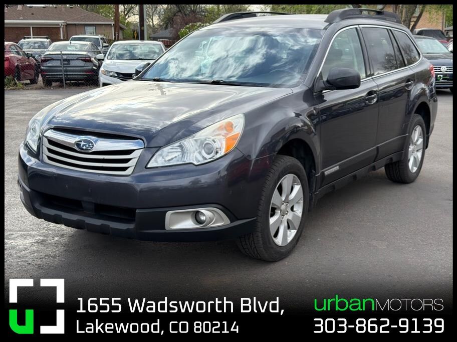 2012 SUBARU Outback