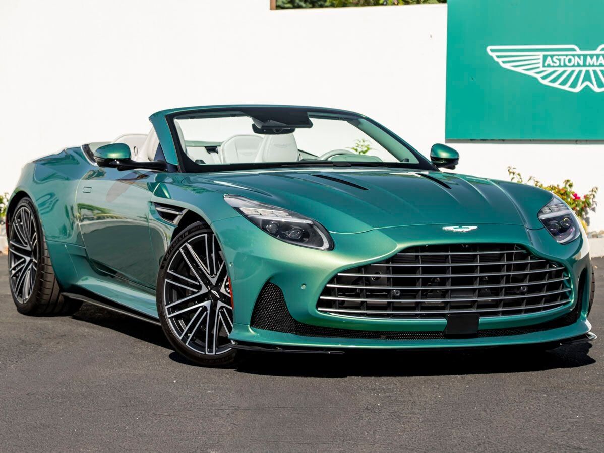 2024 ASTON MARTIN DB12