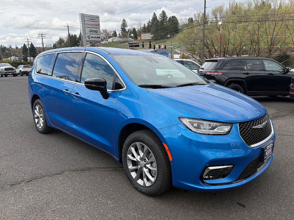 2026 CHRYSLER Pacifica