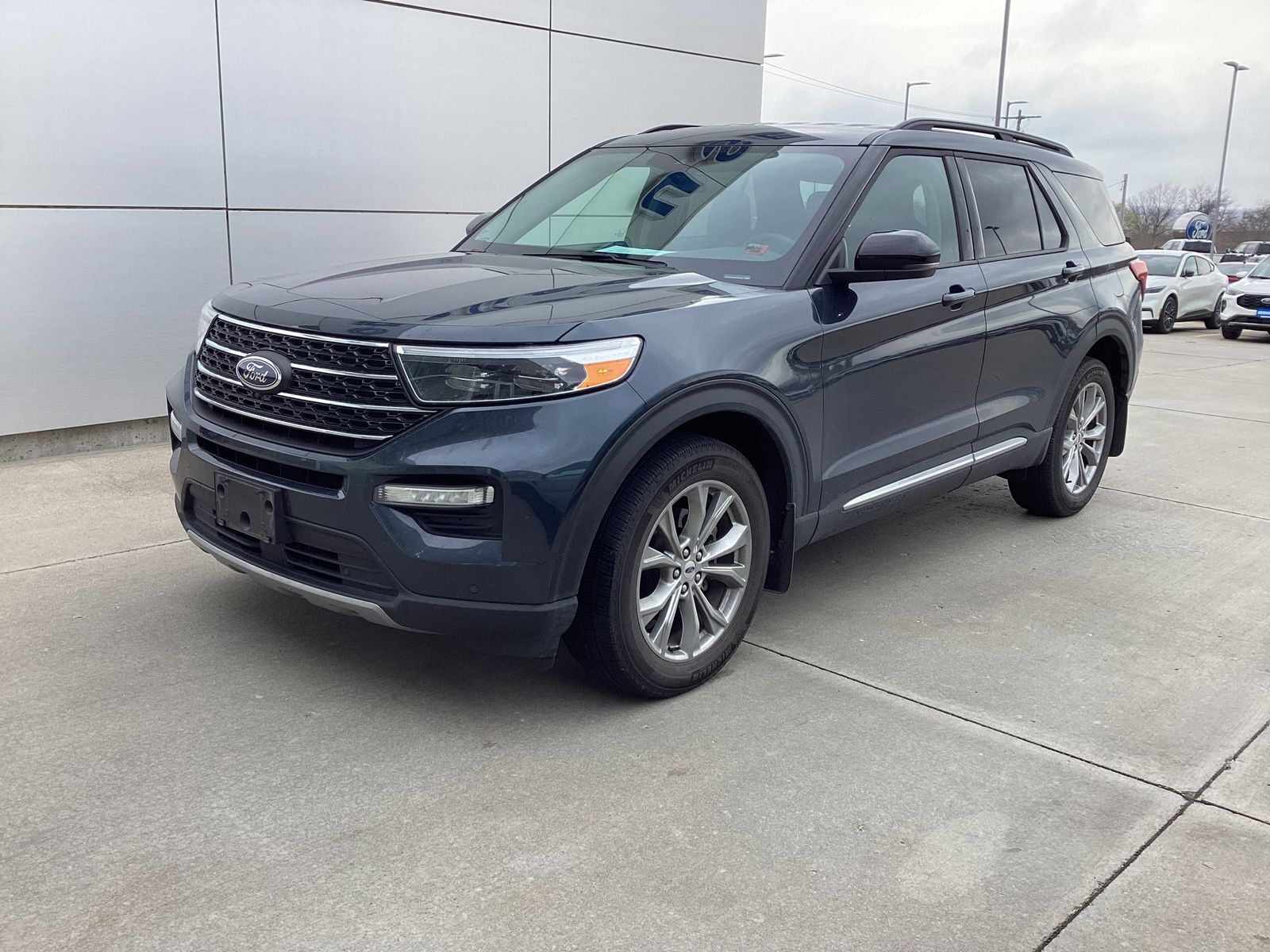 2024 FORD Explorer