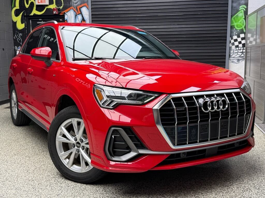 2024 AUDI Q3