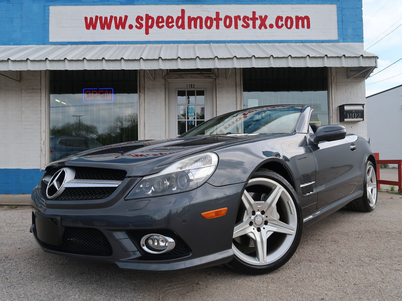 2011 MERCEDES-BENZ SL-Class