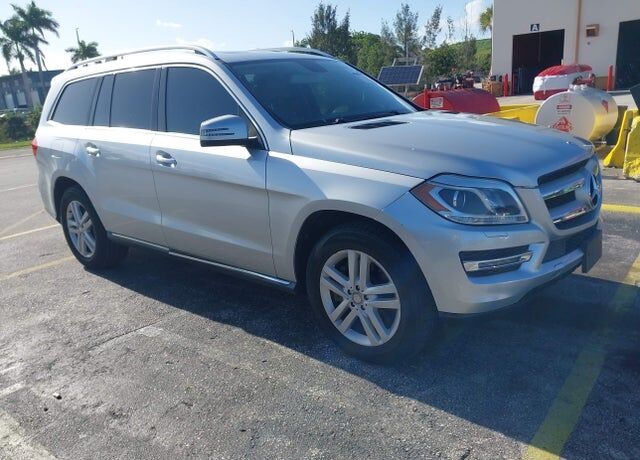 2013 MERCEDES-BENZ GL-Class