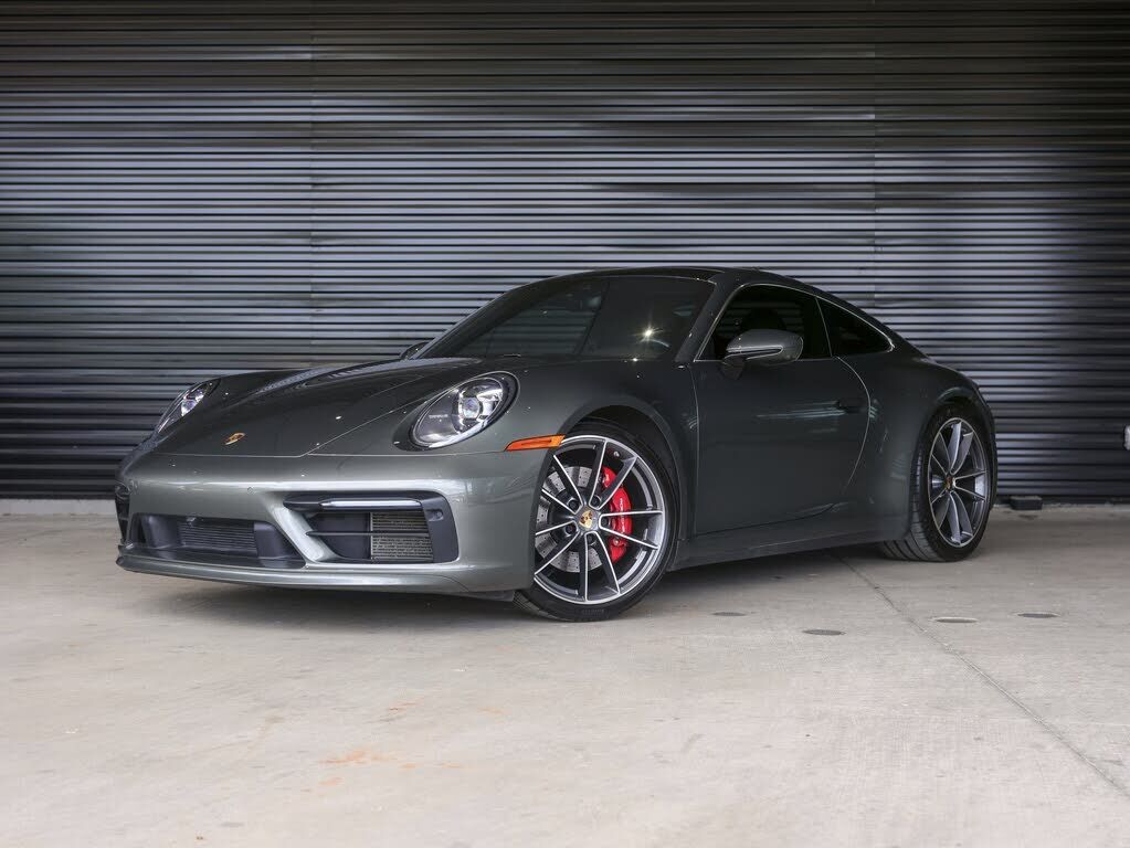 2022 PORSCHE 911