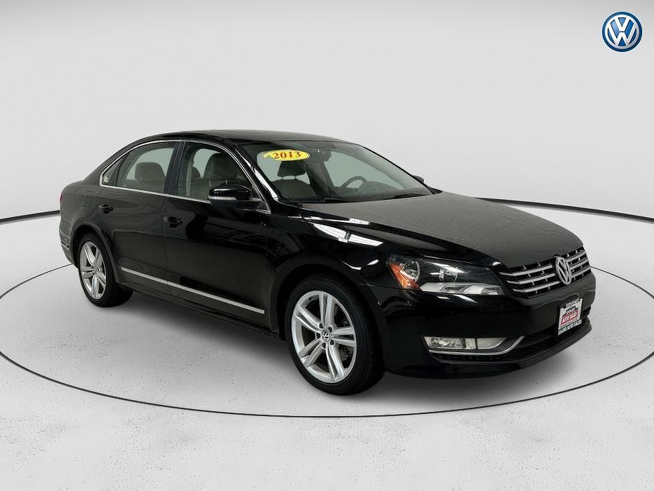 2013 VOLKSWAGEN Passat