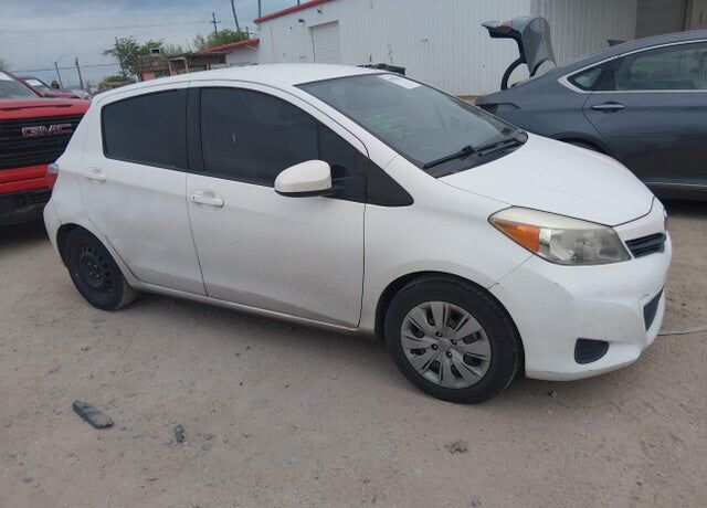 2014 TOYOTA Yaris
