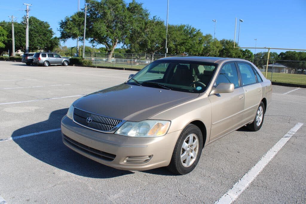 2001 TOYOTA Avalon
