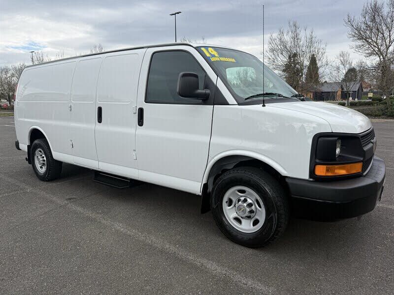 2014 CHEVROLET Express