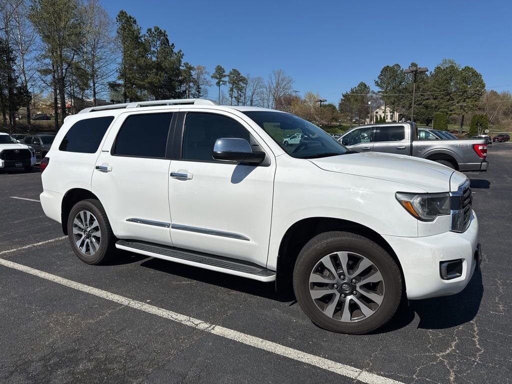 2021 TOYOTA Sequoia