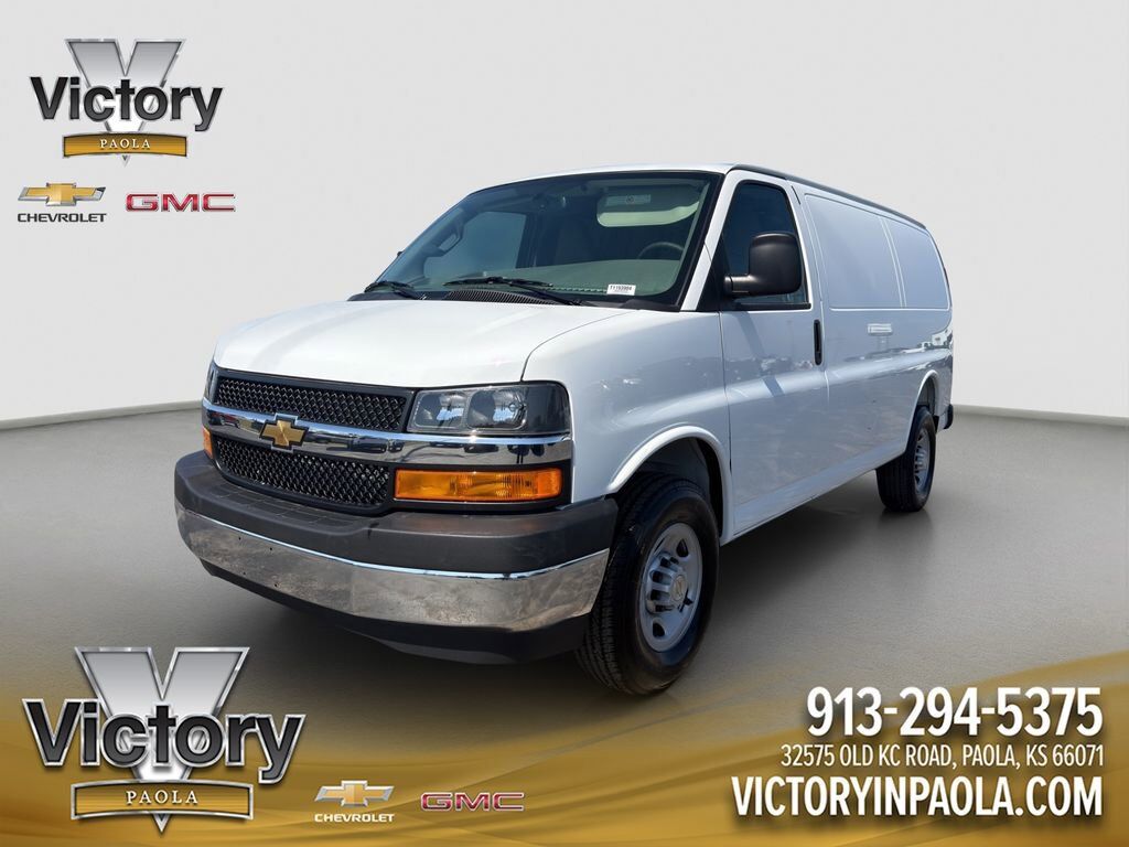 2026 CHEVROLET Express