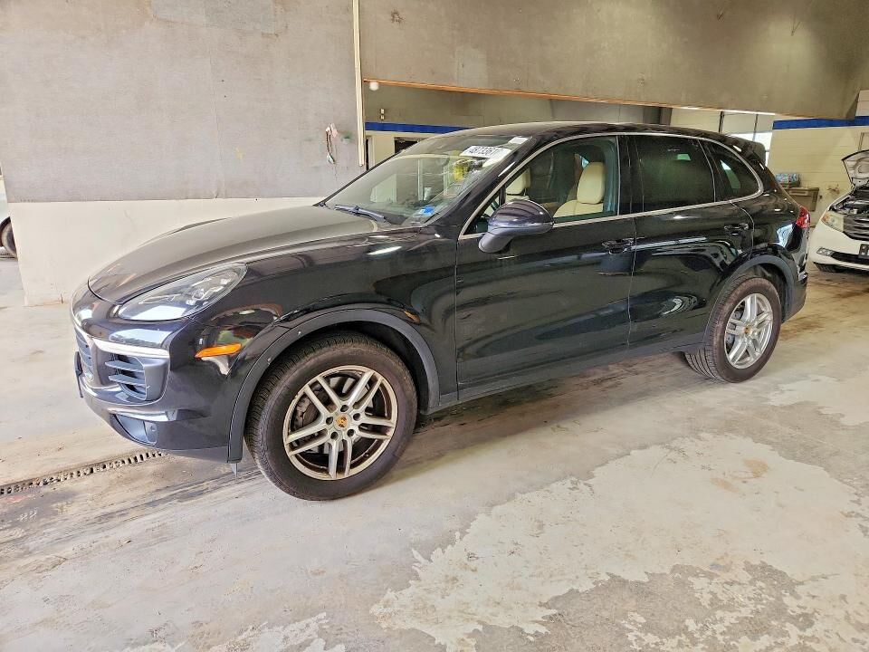 2016 PORSCHE Cayenne