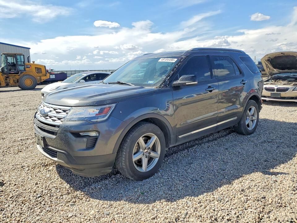 2018 FORD Explorer
