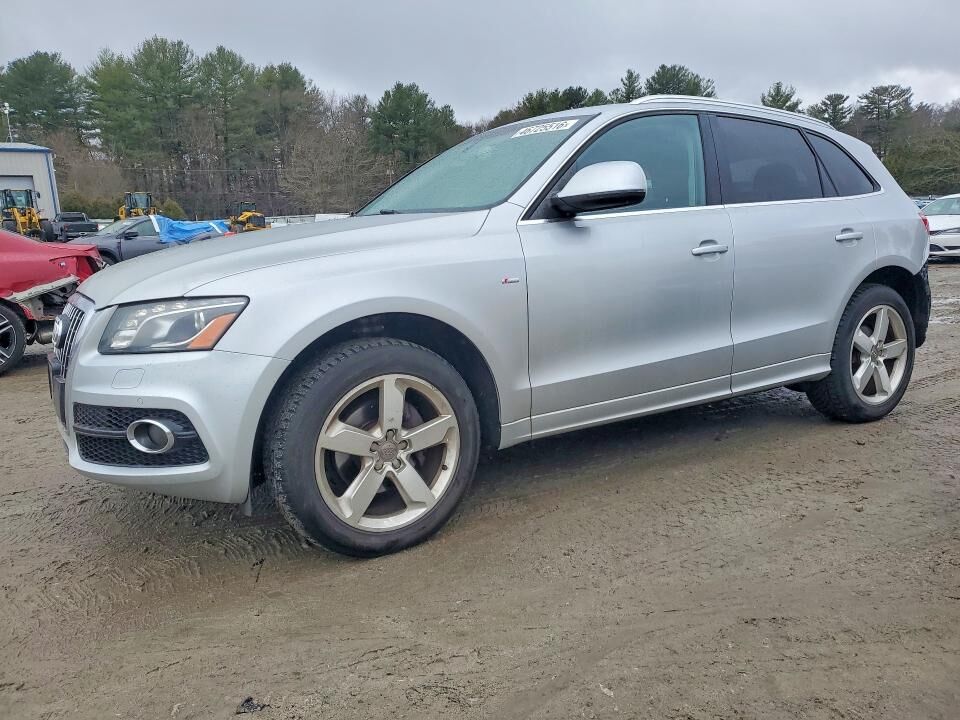 2012 AUDI Q5
