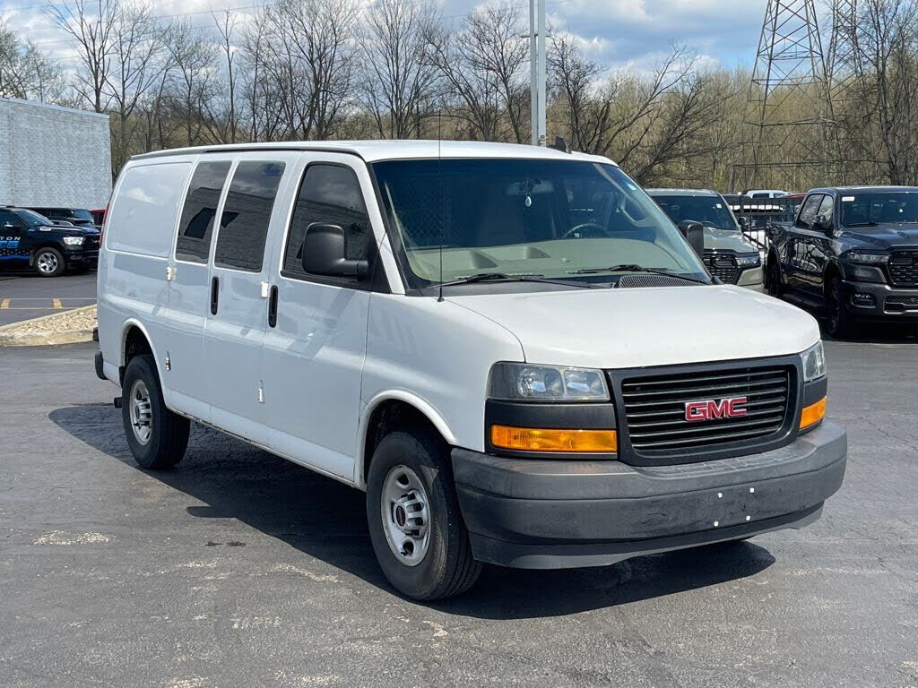 2018 GMC Savana