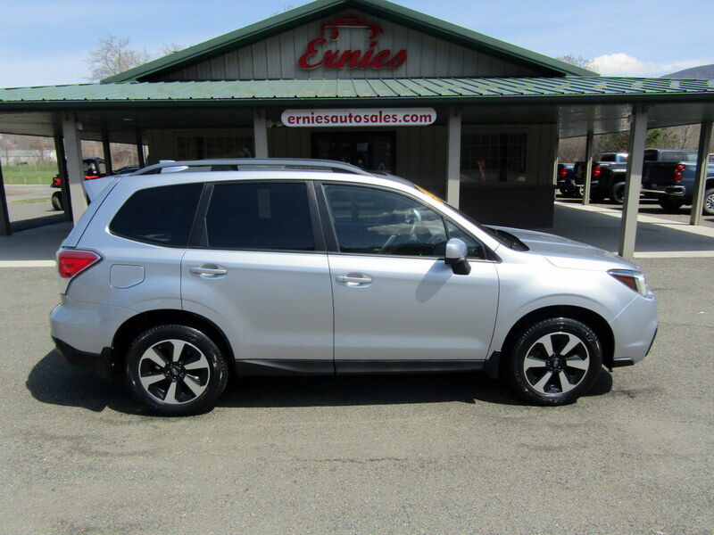 2018 SUBARU Forester