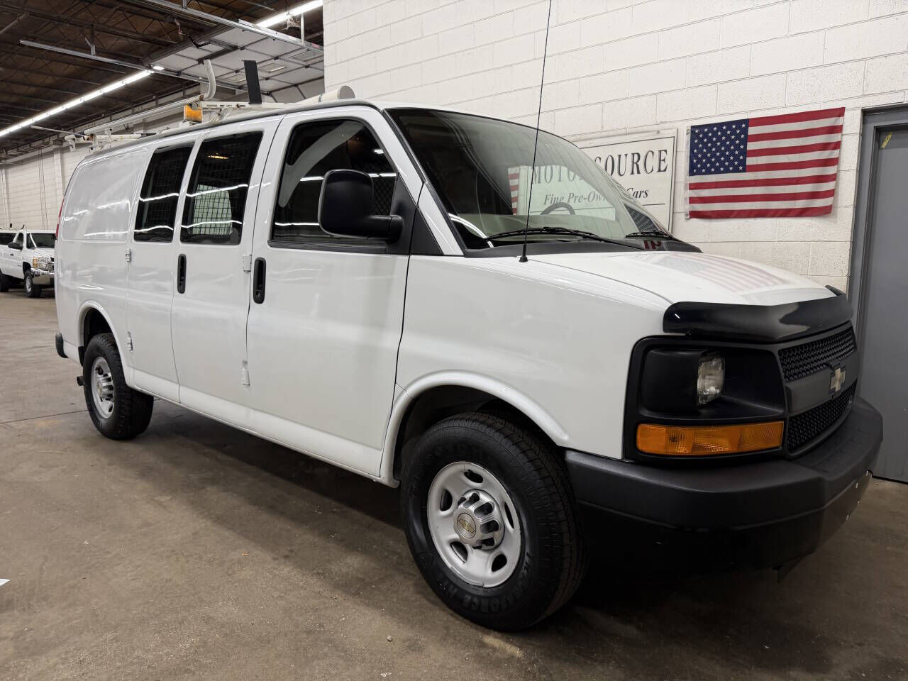 2011 CHEVROLET Express