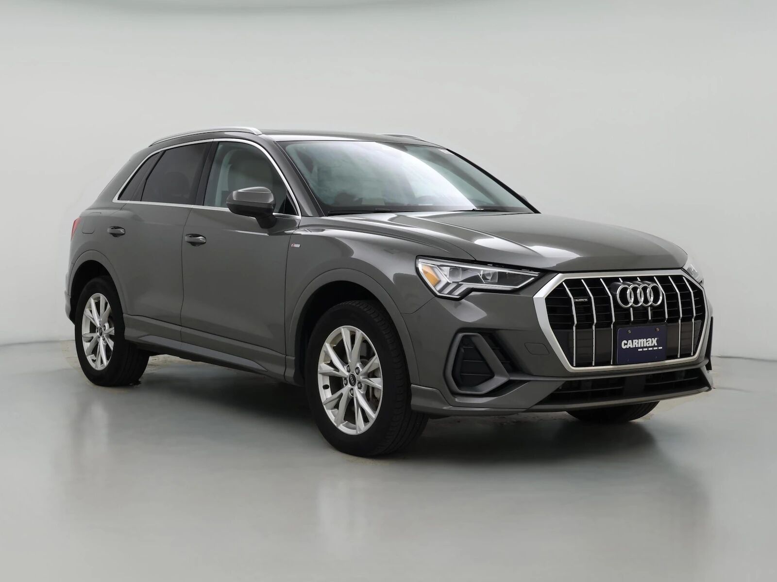 2023 AUDI Q3