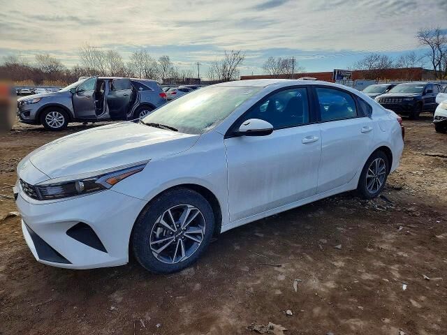 2024 KIA Forte