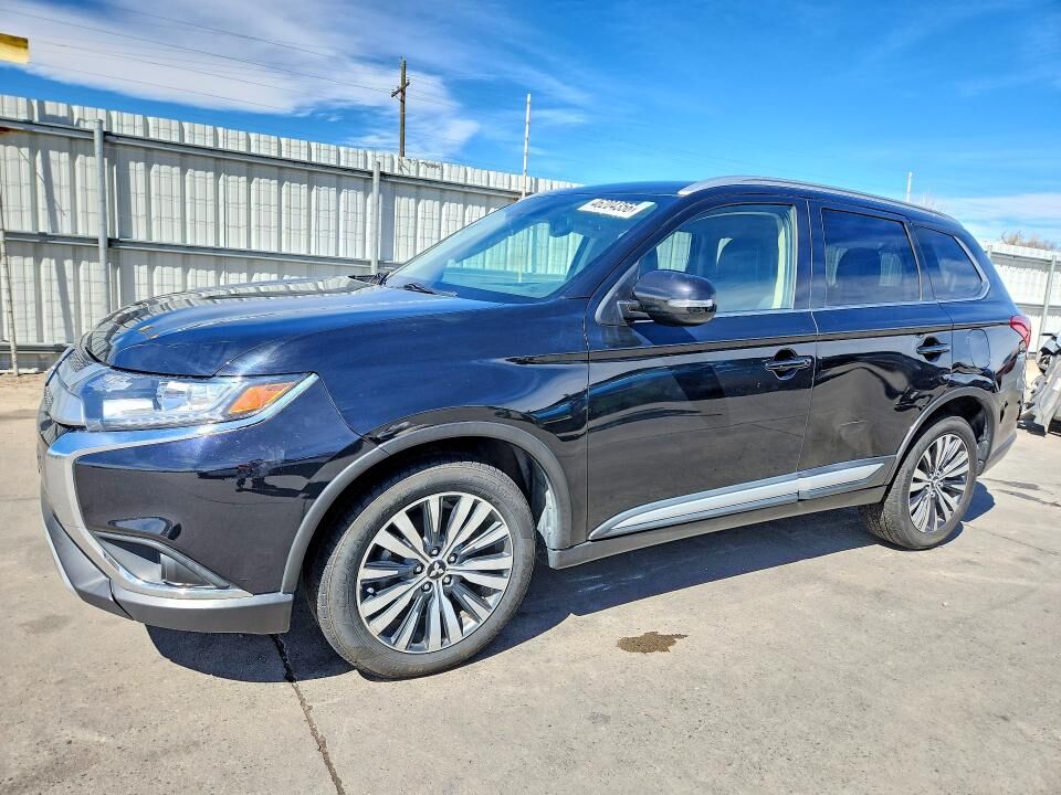 2020 MITSUBISHI Outlander