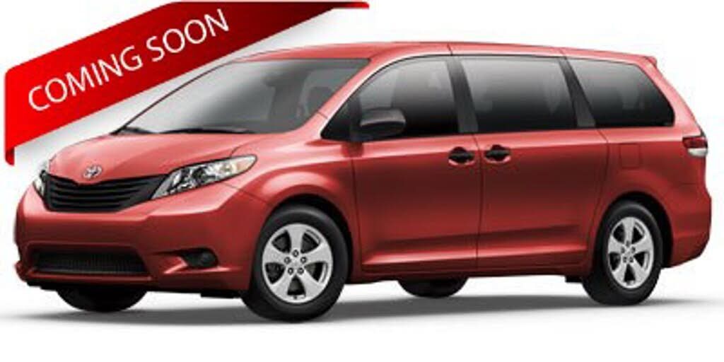 2011 TOYOTA Sienna