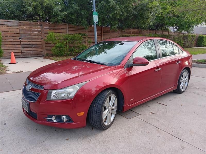 2013 CHEVROLET Cruze