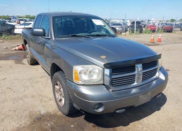 2006 DODGE Dakota