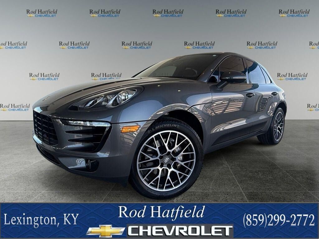 2018 PORSCHE Macan