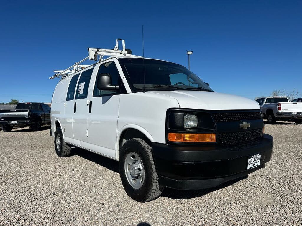 2017 CHEVROLET Express