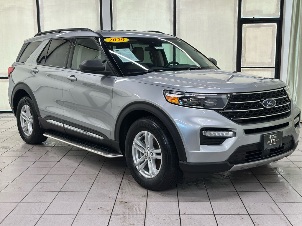 2020 FORD Explorer