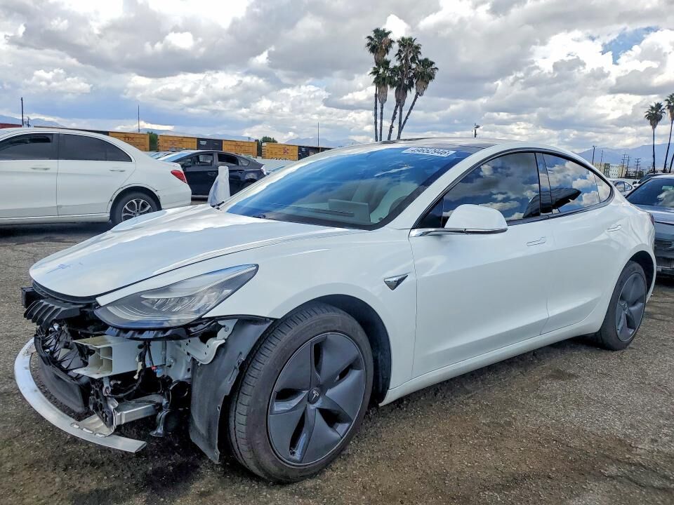 2020 TESLA Model 3
