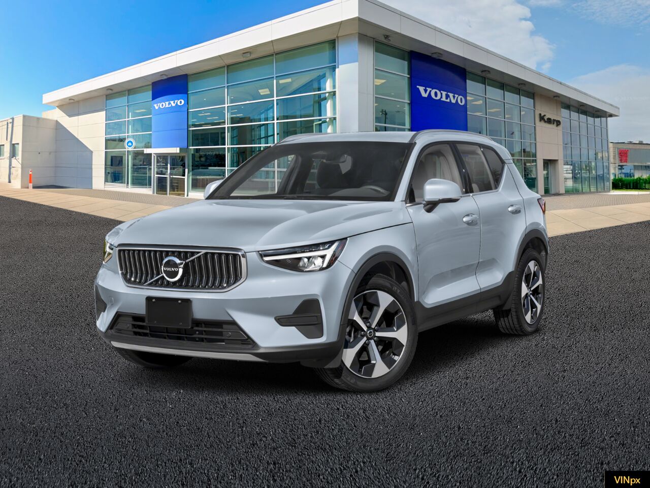 2026 VOLVO XC40