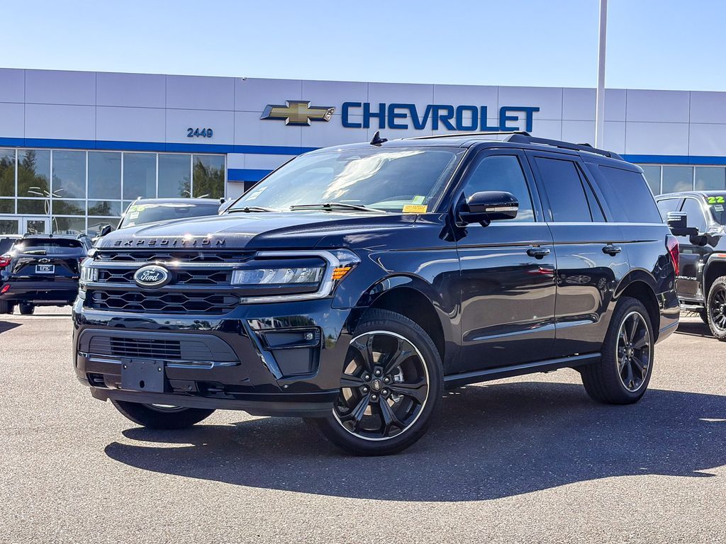 2022 FORD Expedition