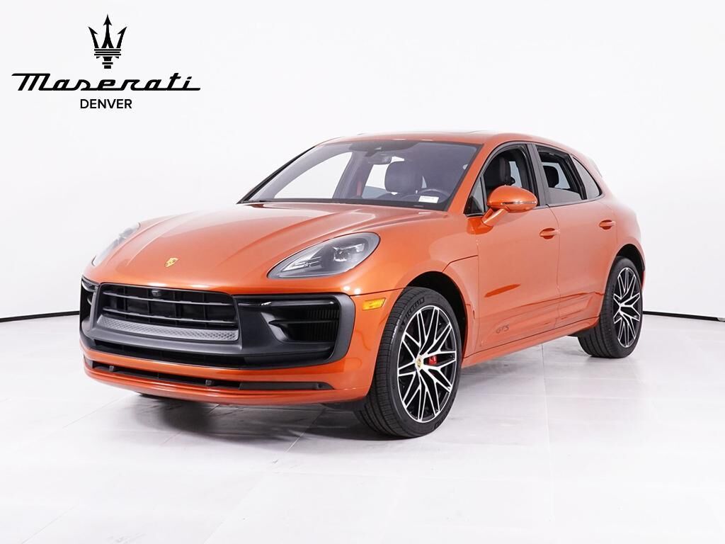2022 PORSCHE Macan
