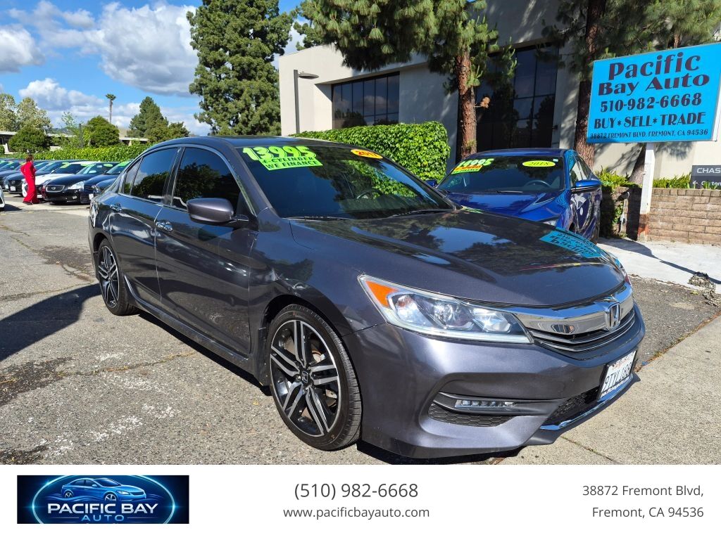 2017 HONDA Accord