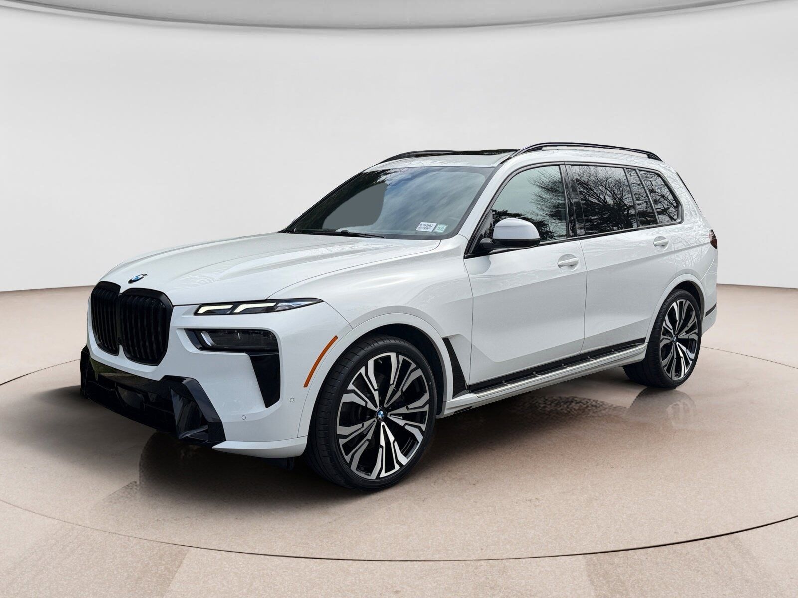 2023 BMW X7