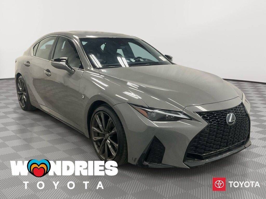 2024 LEXUS IS