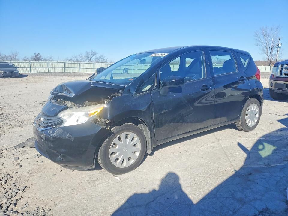 2016 NISSAN Versa