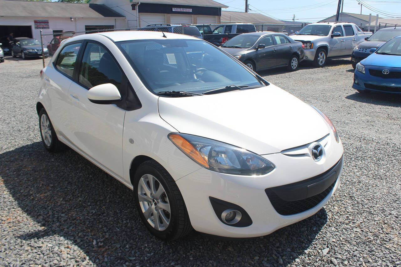 2013 MAZDA Mazda2