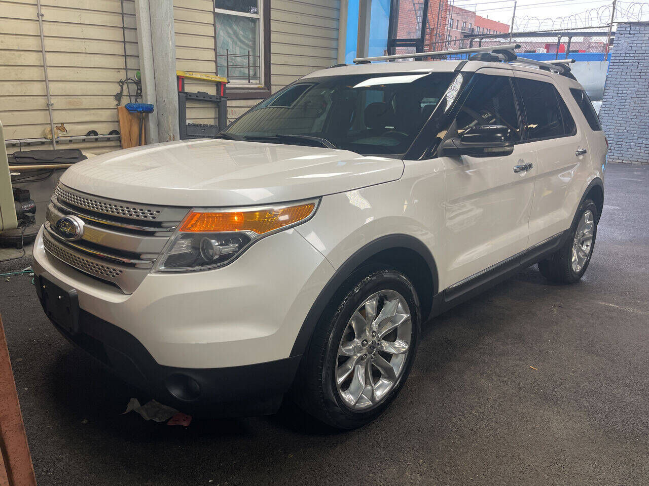 2011 FORD Explorer