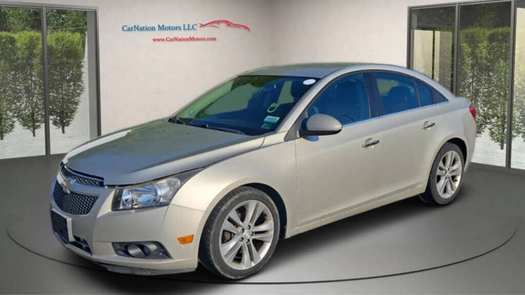 2013 CHEVROLET Cruze